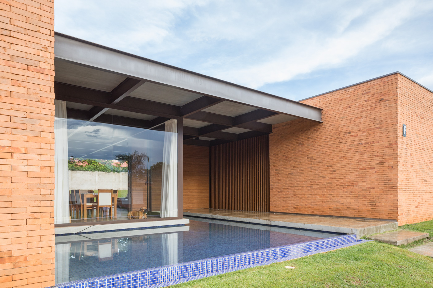 Casa | 2x2